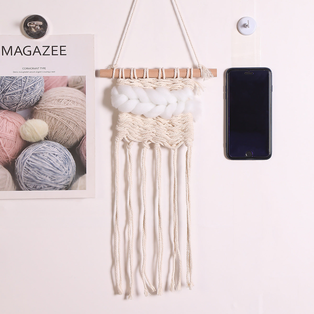 Handmade Small Macramé Wall Hanging – Boho Woven Tapestry (20×35 cm)