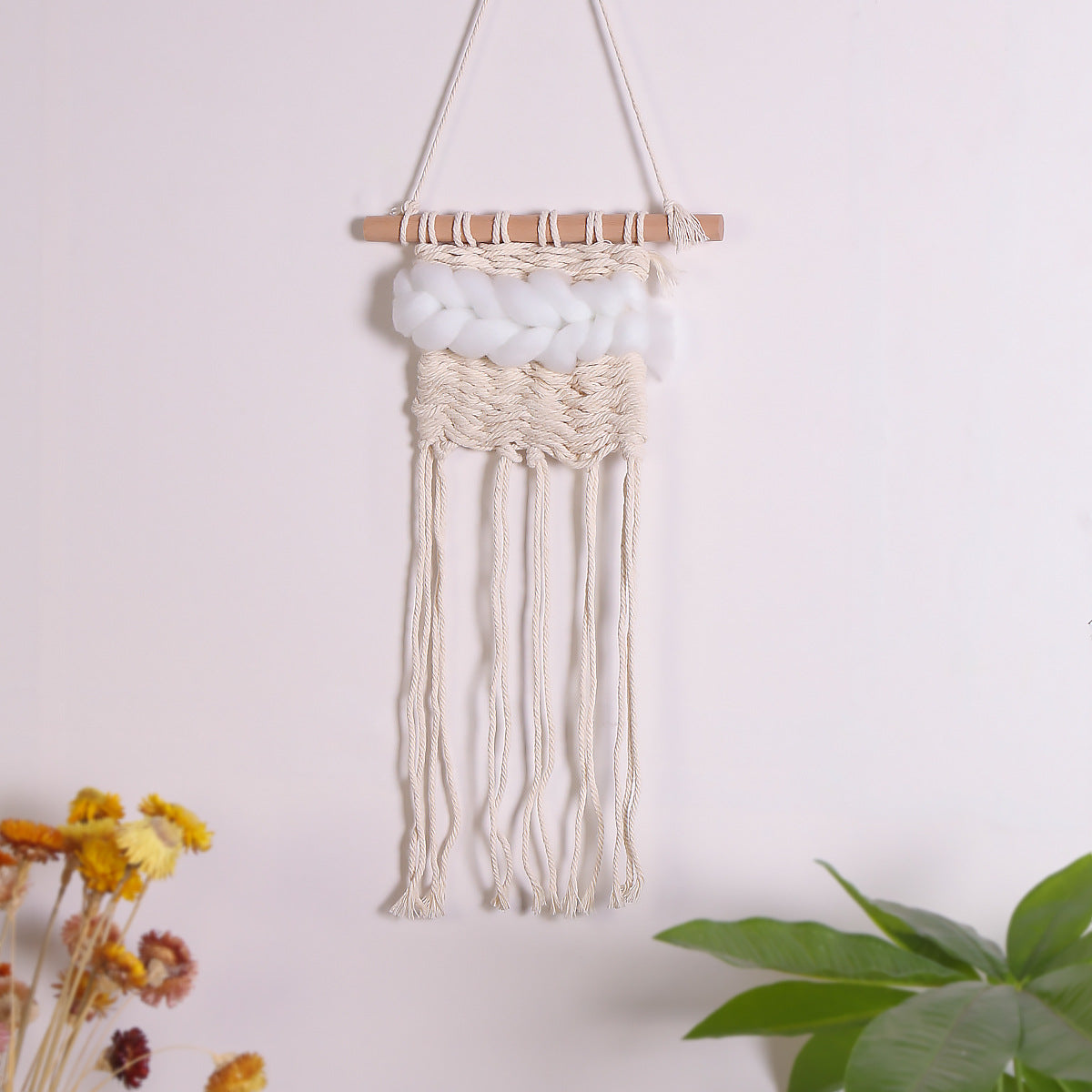 Handmade Small Macramé Wall Hanging – Boho Woven Tapestry (20×35 cm)