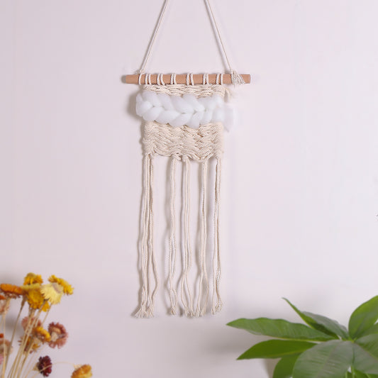 Handmade Small Macramé Wall Hanging – Boho Woven Tapestry (20×35 cm)